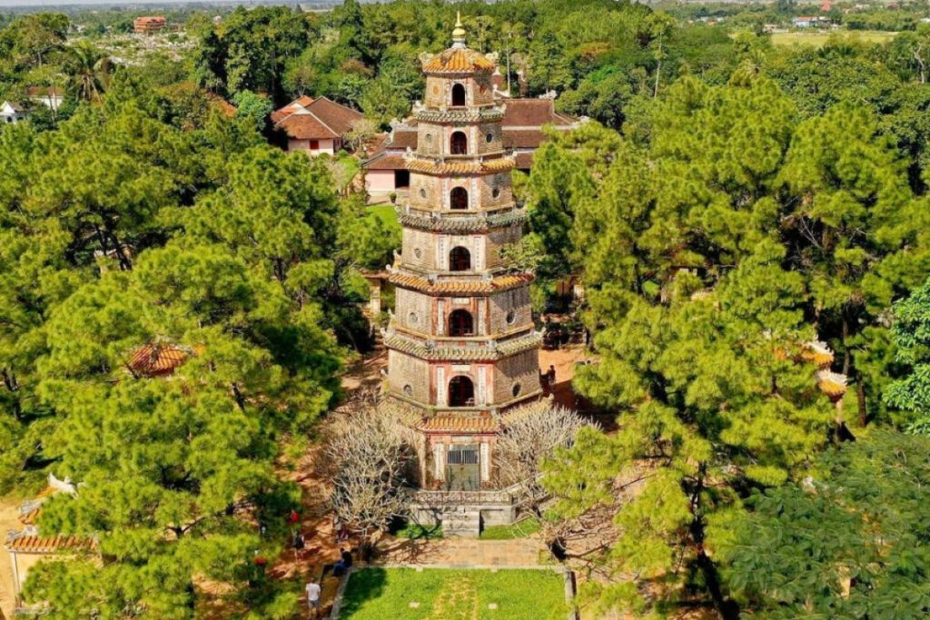 Thien Mu Pagoda: Guide To Hue’s Most Famous Buddhist Temple – Central ...